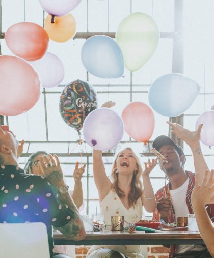 5-reasons-why-you-should-hold-office-parties-1